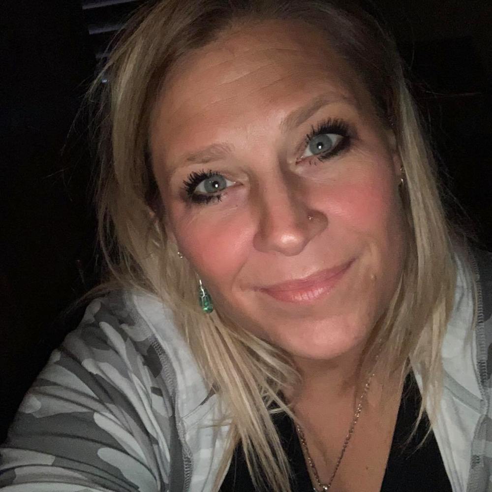 Meet your Posher, Karena